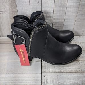 NWT American Rag Black Ankle Booties Women's